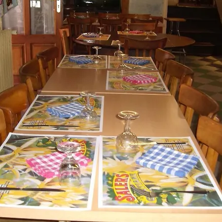 Hotel Le Bravard Jumeaux