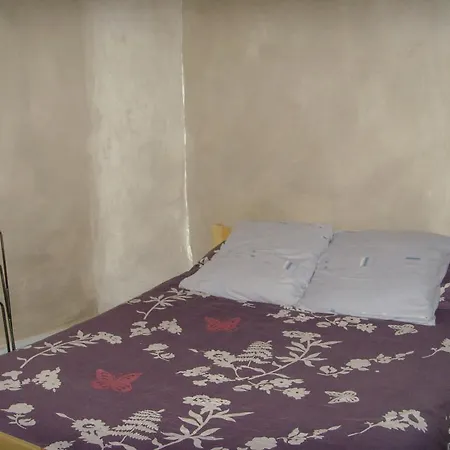 Le Bravard Hotel 3*