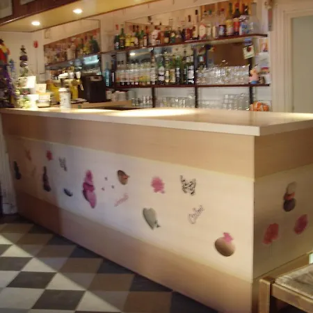 Le Bravard Hotel