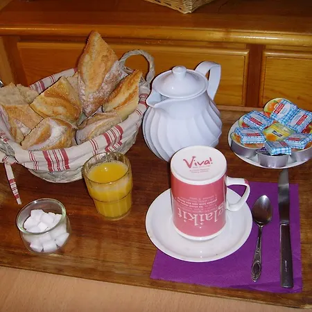 Le Bravard Hotel 3*