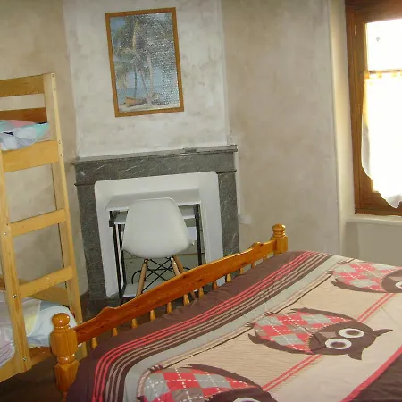 Le Bravard Hotel Jumeaux