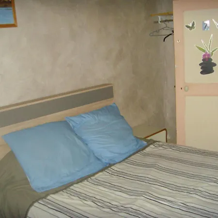 Le Bravard Hotel 3*